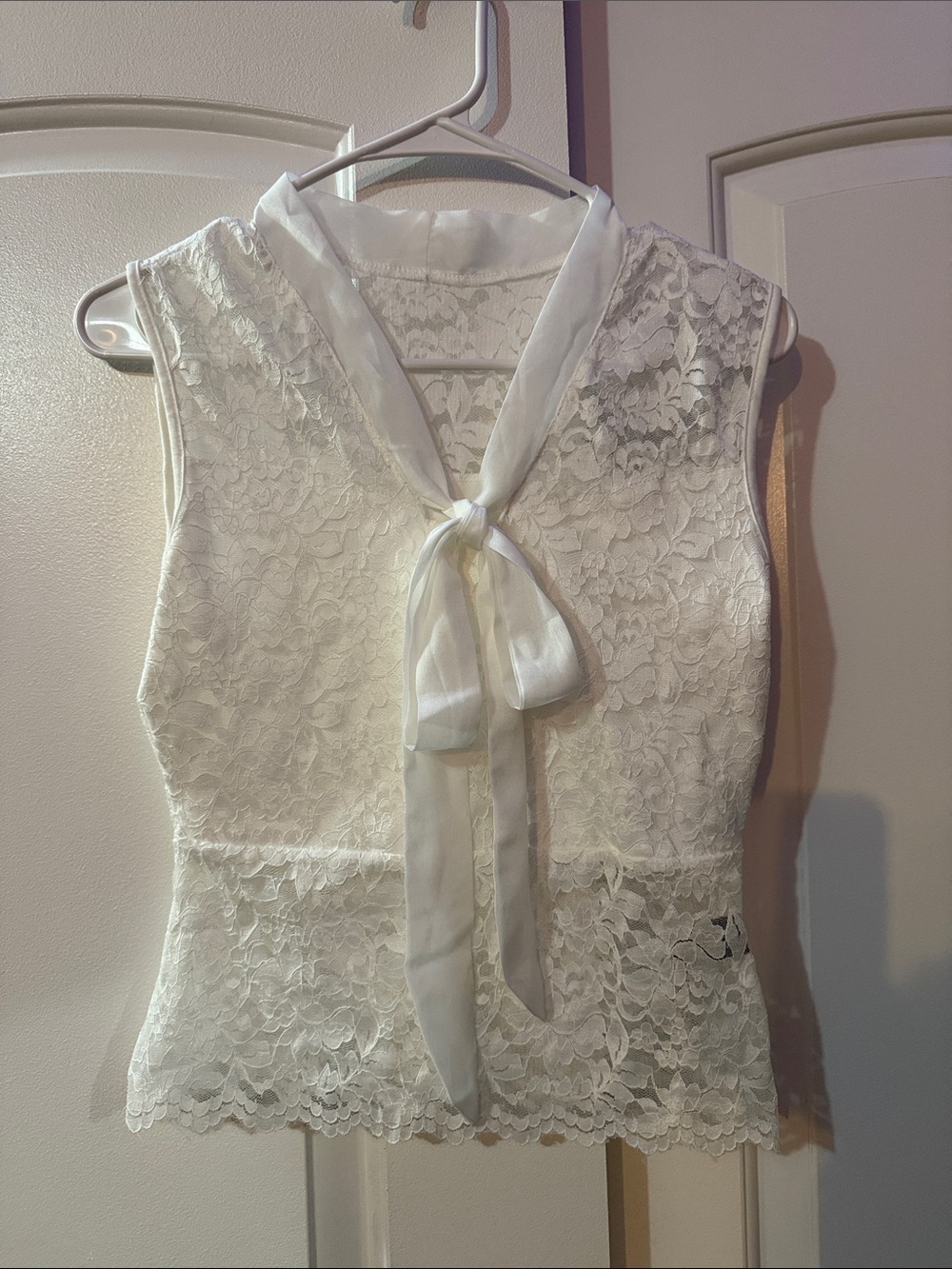 Dazy White Floral Lace Sleeveless Top - Size S